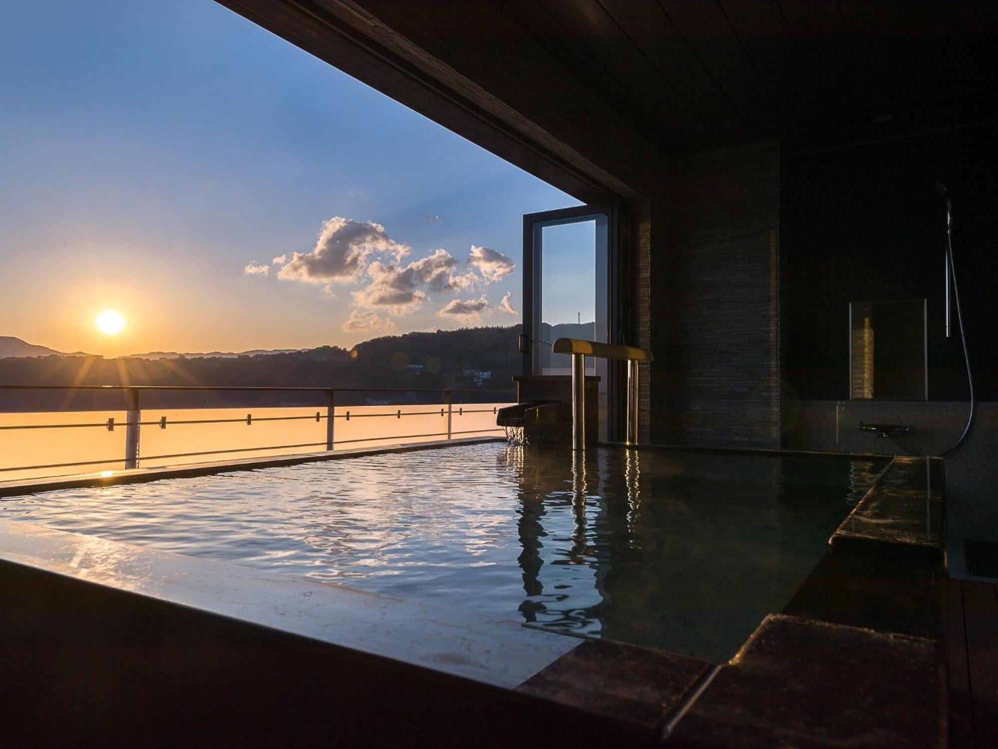 Inatori Ginsuiso Hotel Higashiizu Buitenkant foto